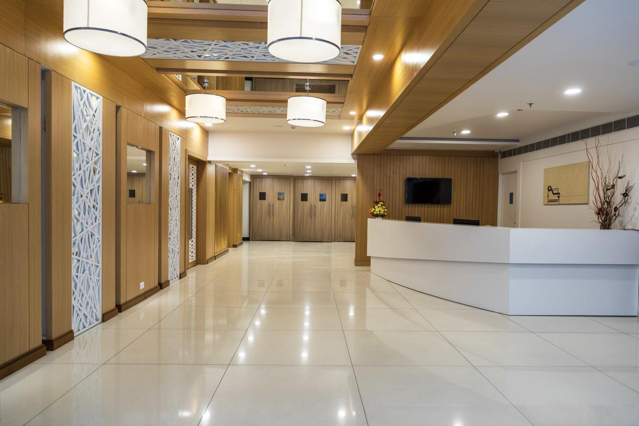 Hotel Citycentral Vijayawāda Esterno foto