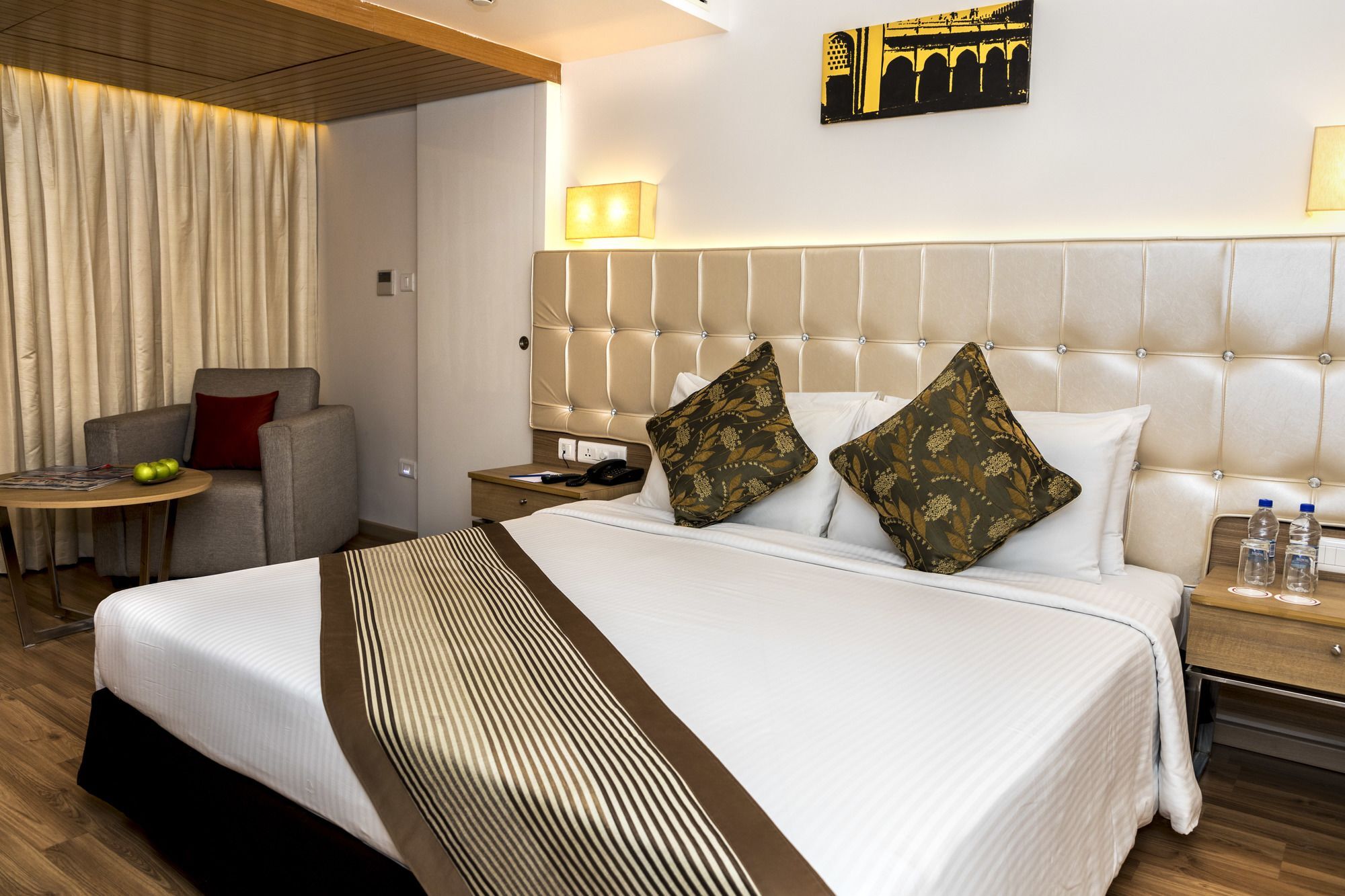 Hotel Citycentral Vijayawāda Esterno foto