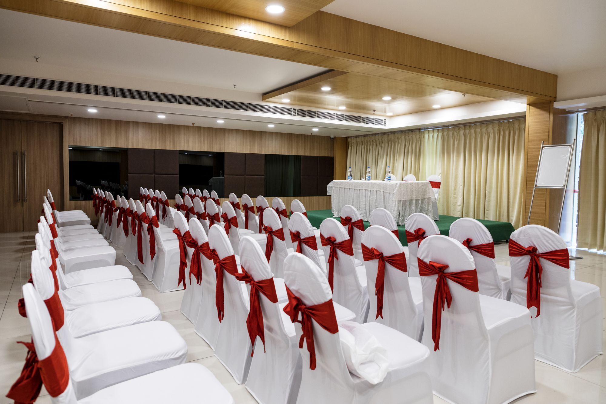 Hotel Citycentral Vijayawāda Esterno foto
